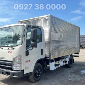 QKR270 tải 2.7 tấn và 2.49 tấn thùng kín dài 4.4m